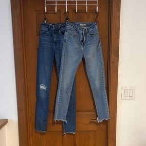 Levi's Women's Cropped Jeans in Dark and Light Blue